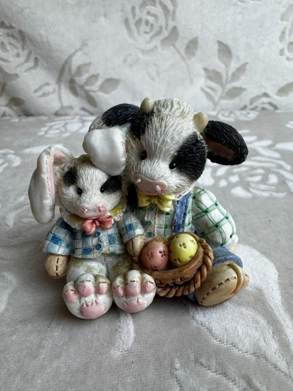 Mary's Moo Moos Hoppy Easter To Moo Figurine By Enesco 1994 104892